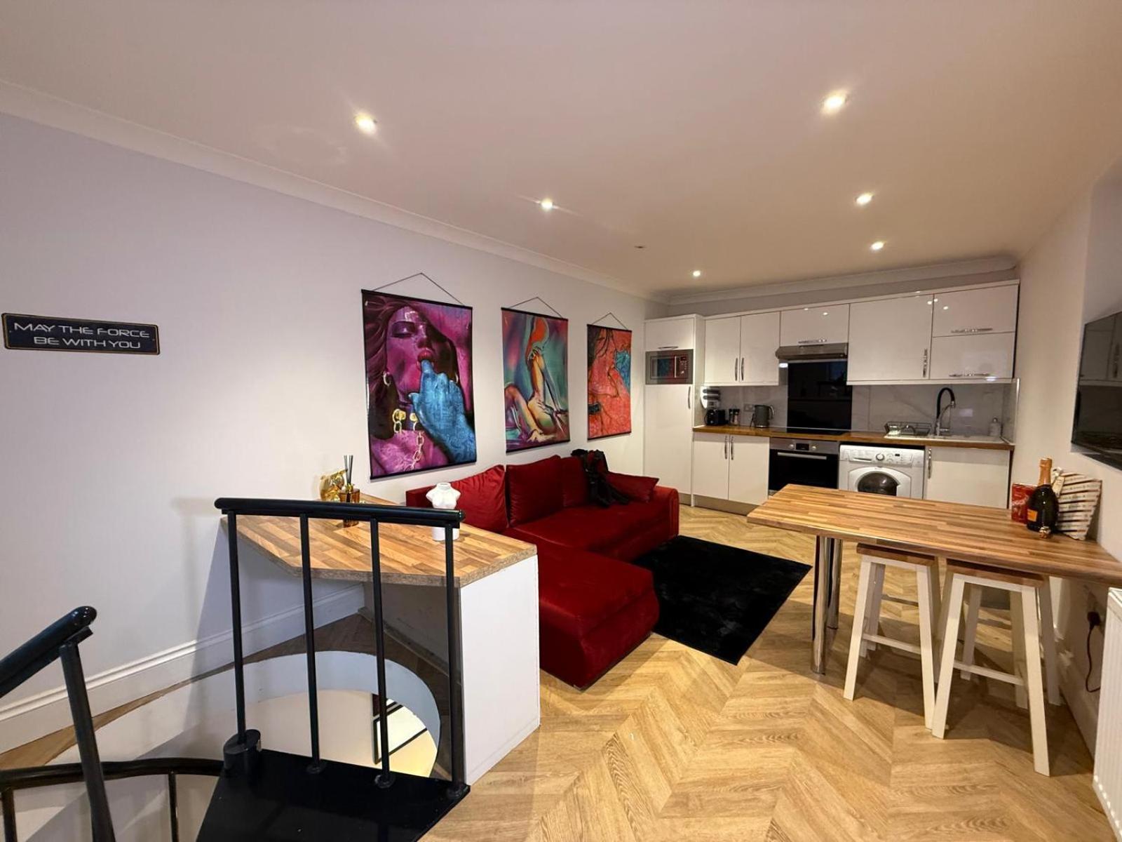 Luxury Duplex With Hot Tub * Londres